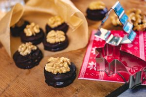 Hausfreunde Plätzchen mit Walnus