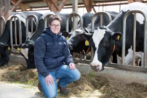 Anita Lucassen, Stall, Kuh, Milchbäuerin