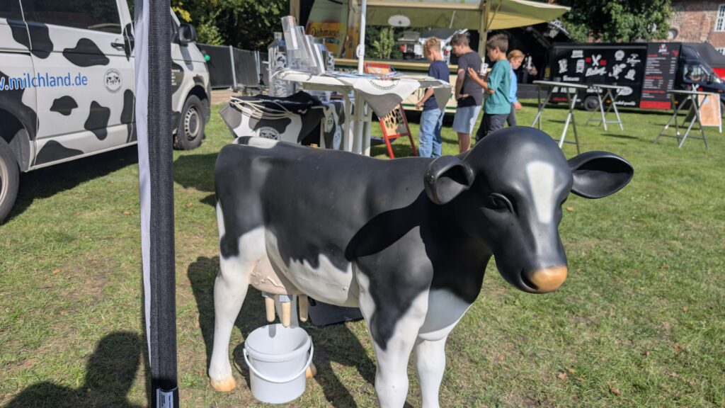 LVN mit Pop-up-Milchbar beim Stadt(park)fest in Zeven